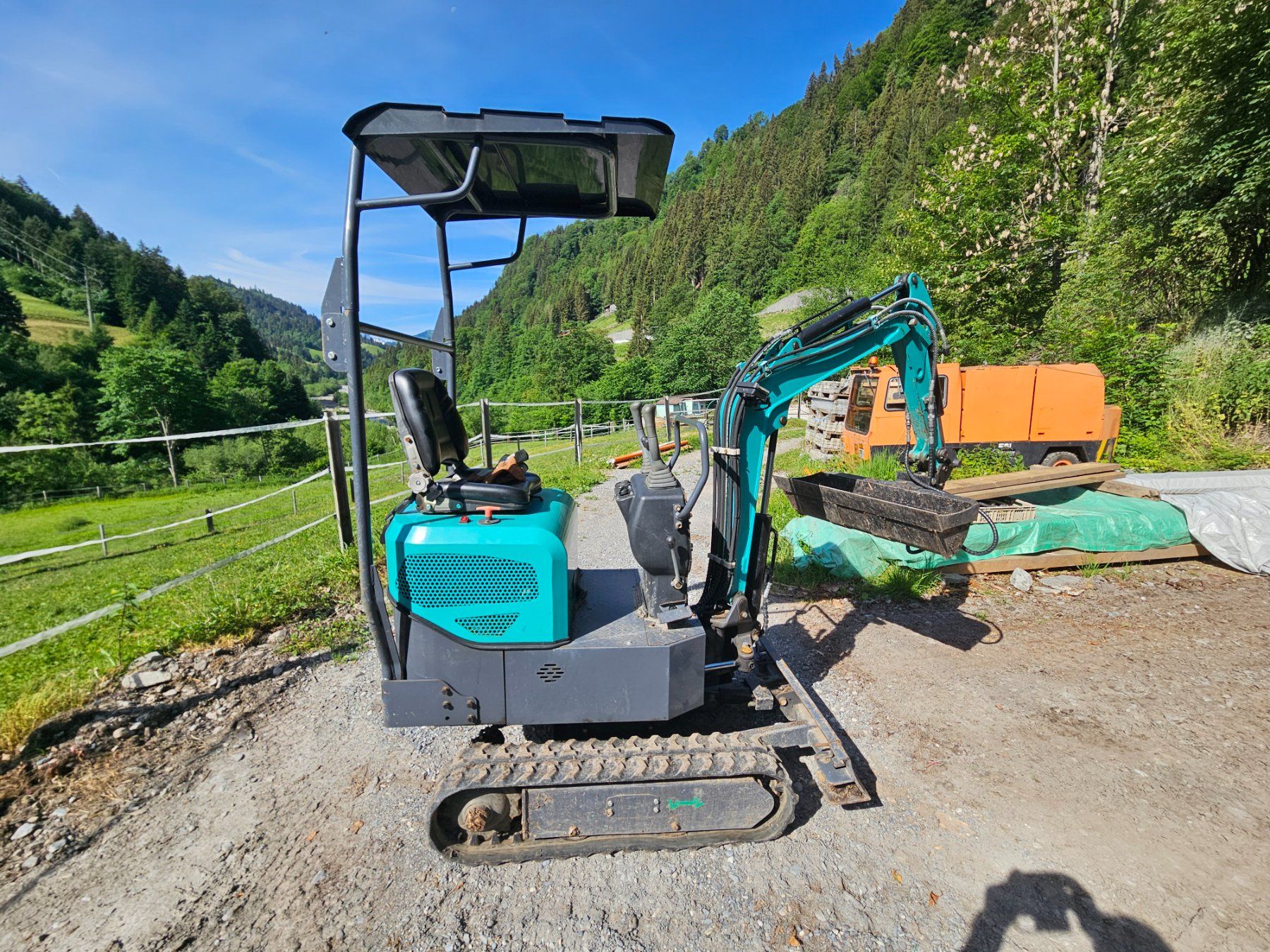 Excavateurs: Wegen nicht mehr gebrauch zu verkaufen – D'occasion à Ried (Frutigen) par Nobody757 2