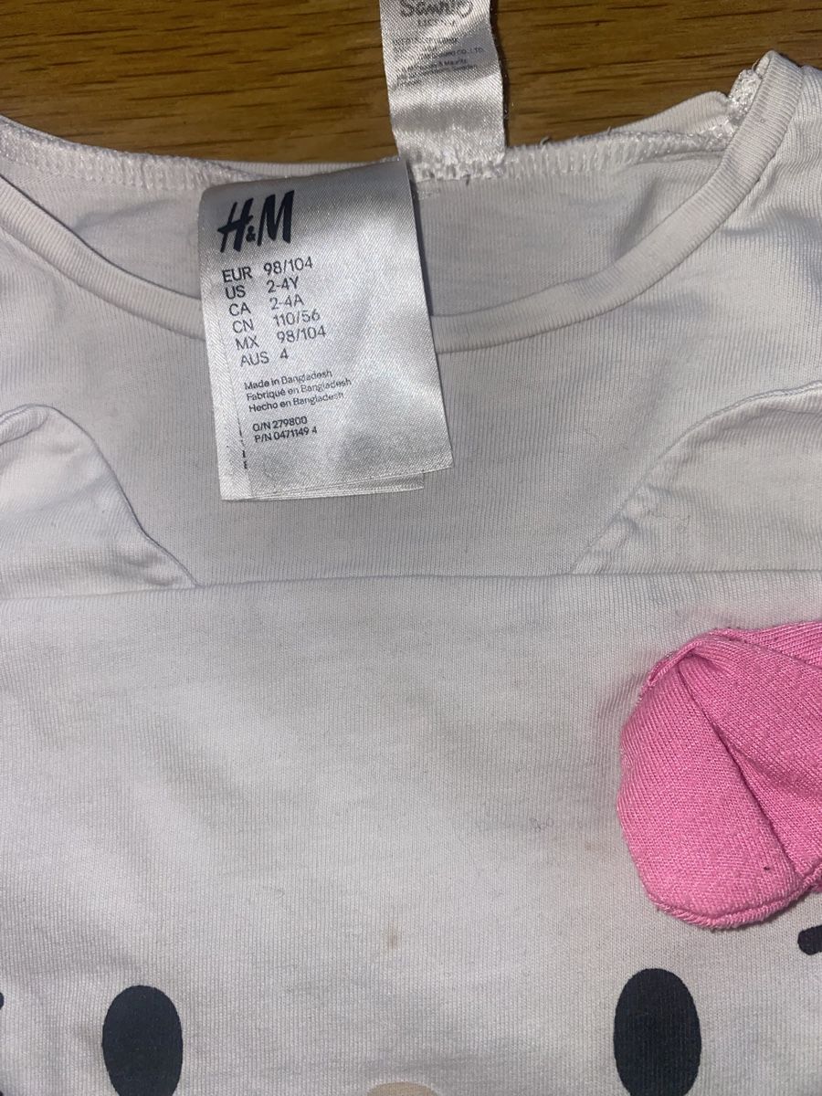 H&M Blusen, T-Shirts & Tops: Sweat Shirt Gr. 98/104 – Gebraucht aus Bern von Elisa64 2