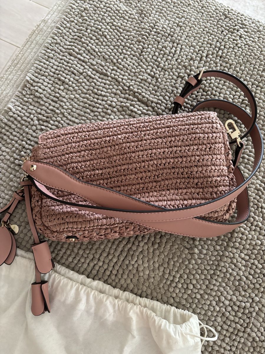 Guess Borse da donna: Guess Tasche coral pink – Usato da Neunkirch venduto da Dama0 4