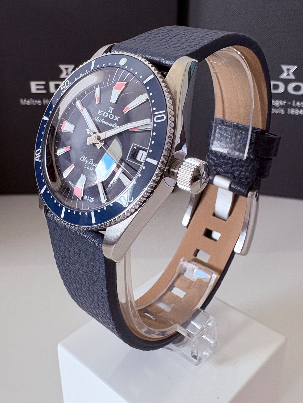 Edox Orologi: Edox SkyDiver 38 Date Automatic Special Edition New/Garantie – Nuovo e nell'imballaggio originale da Genève venduto da GLwatchsa 5