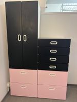 Kinderschrank, zweiteilig, schwarz-rosa
