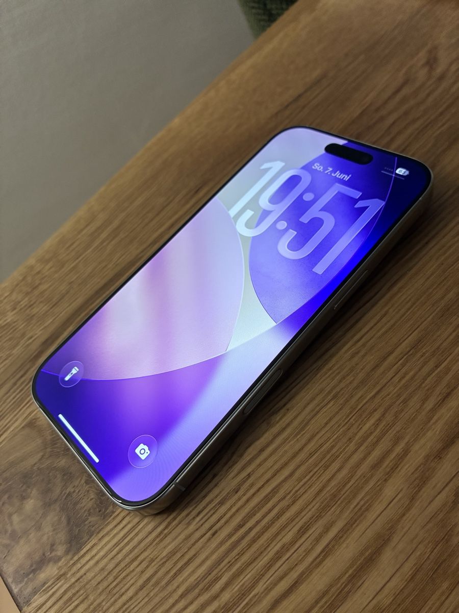 Apple Telefoni cellulari / Smartphones: iPhone 16 Pro (128 GB, weiss) – Usato da Volketswil venduto da cba_75ws 1