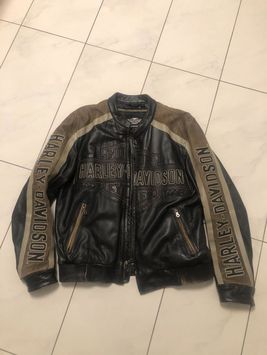 Giacche: Harley Lederjacke – Usato da Vacallo venduto da mvtony