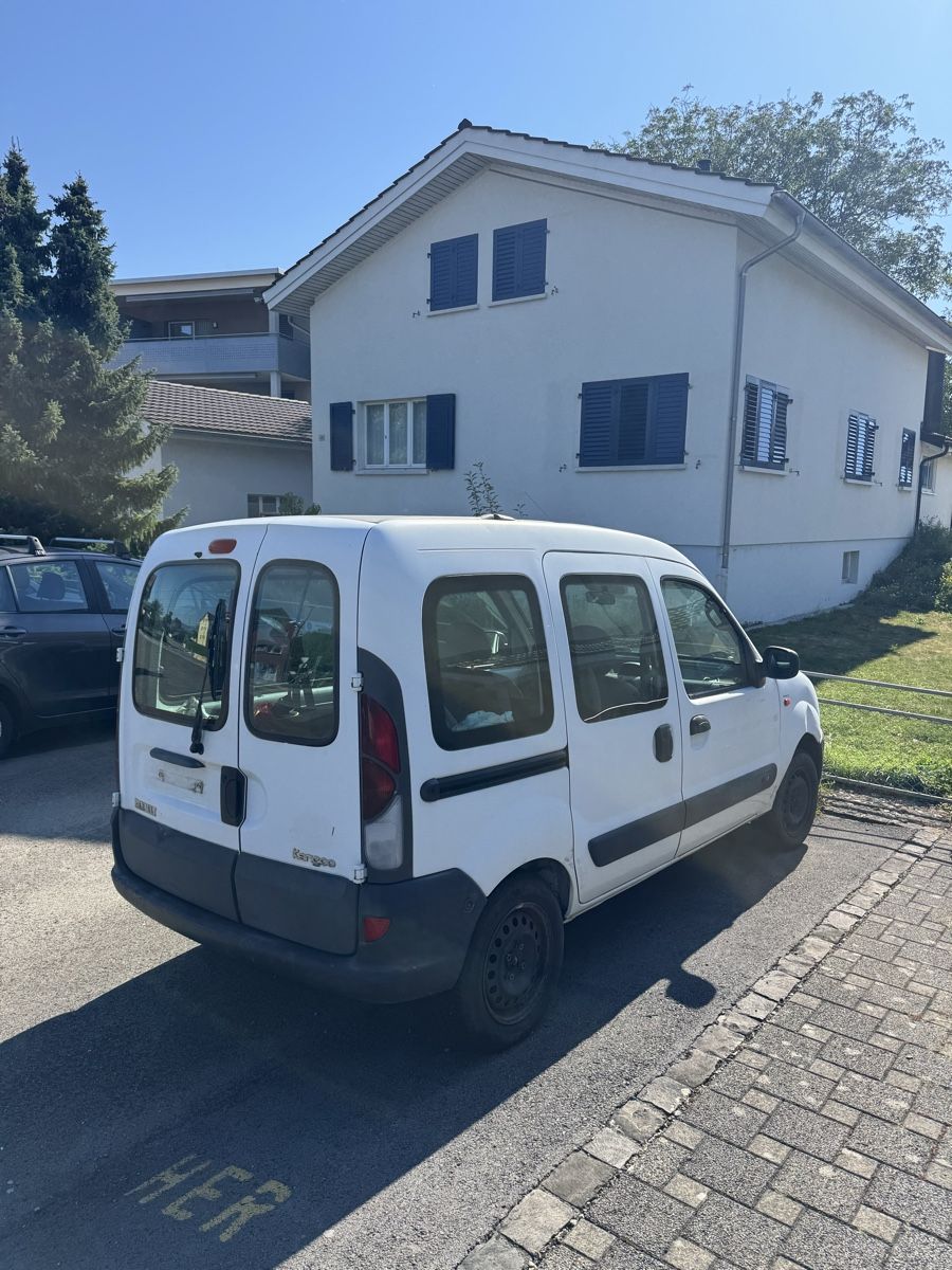 Autos: Renault Kangoo 1.2 – D'occasion à Oberriet SG par bue_z8st 2