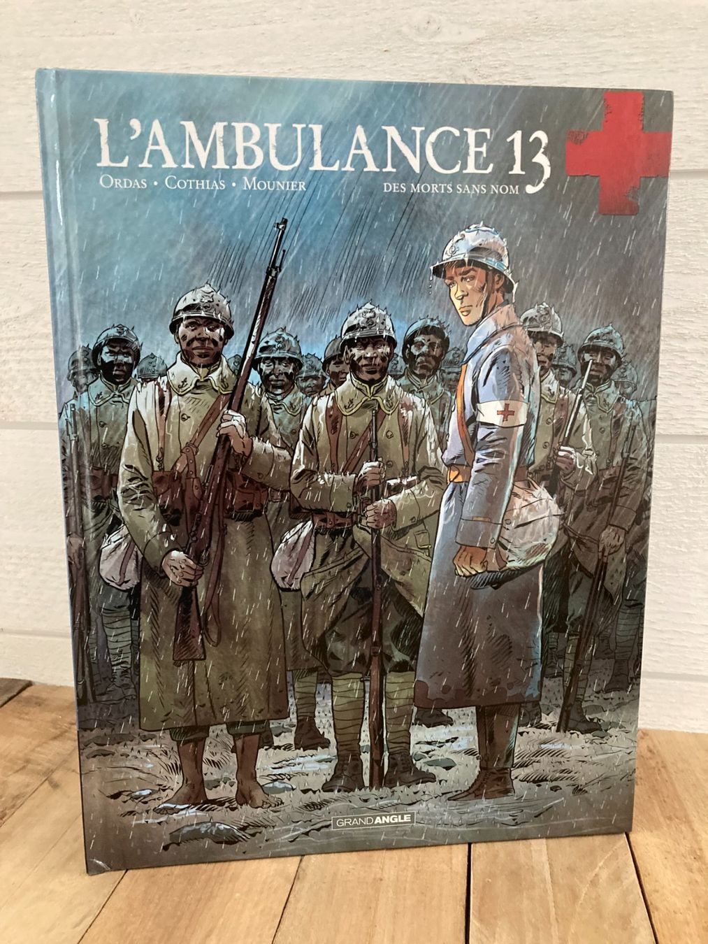 Fumetti: Cothias-Mounier-L'ambulance 13-EO 2014 – Usato da vaumarcus venduto da Nicolasorel