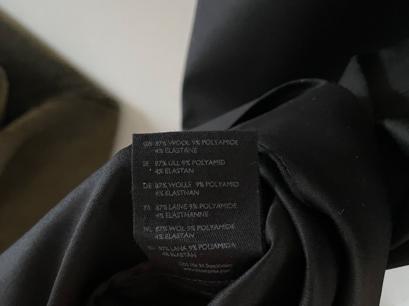 Cos Vestiti: Neu Cos Kleid – Nuovo e nell'imballaggio originale da Felben-Wellhausen venduto da begean 4