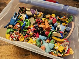 Kinderspielzeug- und Figurensammlung 