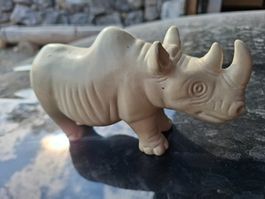 Nashorn,geschnitzt, warscheinl(Alabaster / heller Talkstein)