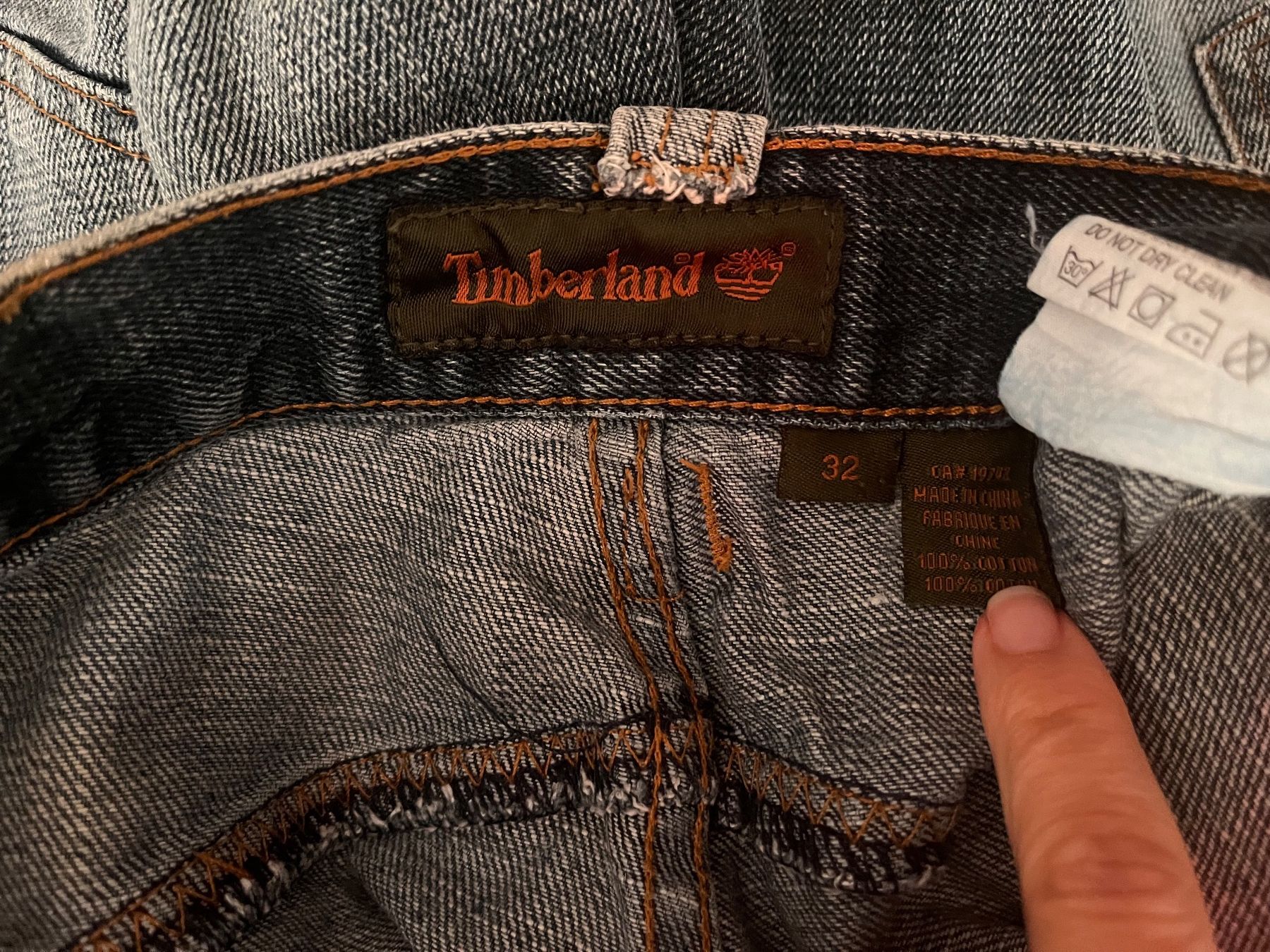 Timberland Pantaloni: Timberland kurze Hosen 32 – Usato da Kilchberg ZH venduto da ka012 2