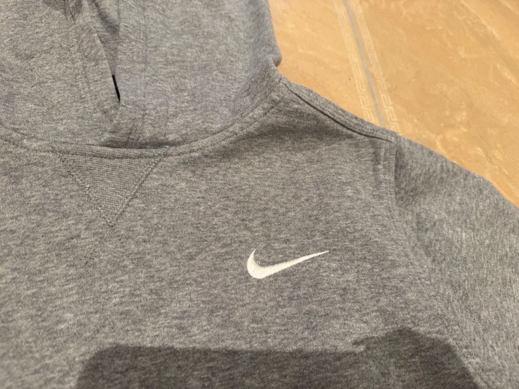 Maglioni & Felpe: Nike Kapuzenpulli, 13-15J 158-170 – Usato da Klingnau venduto da Markus14 2