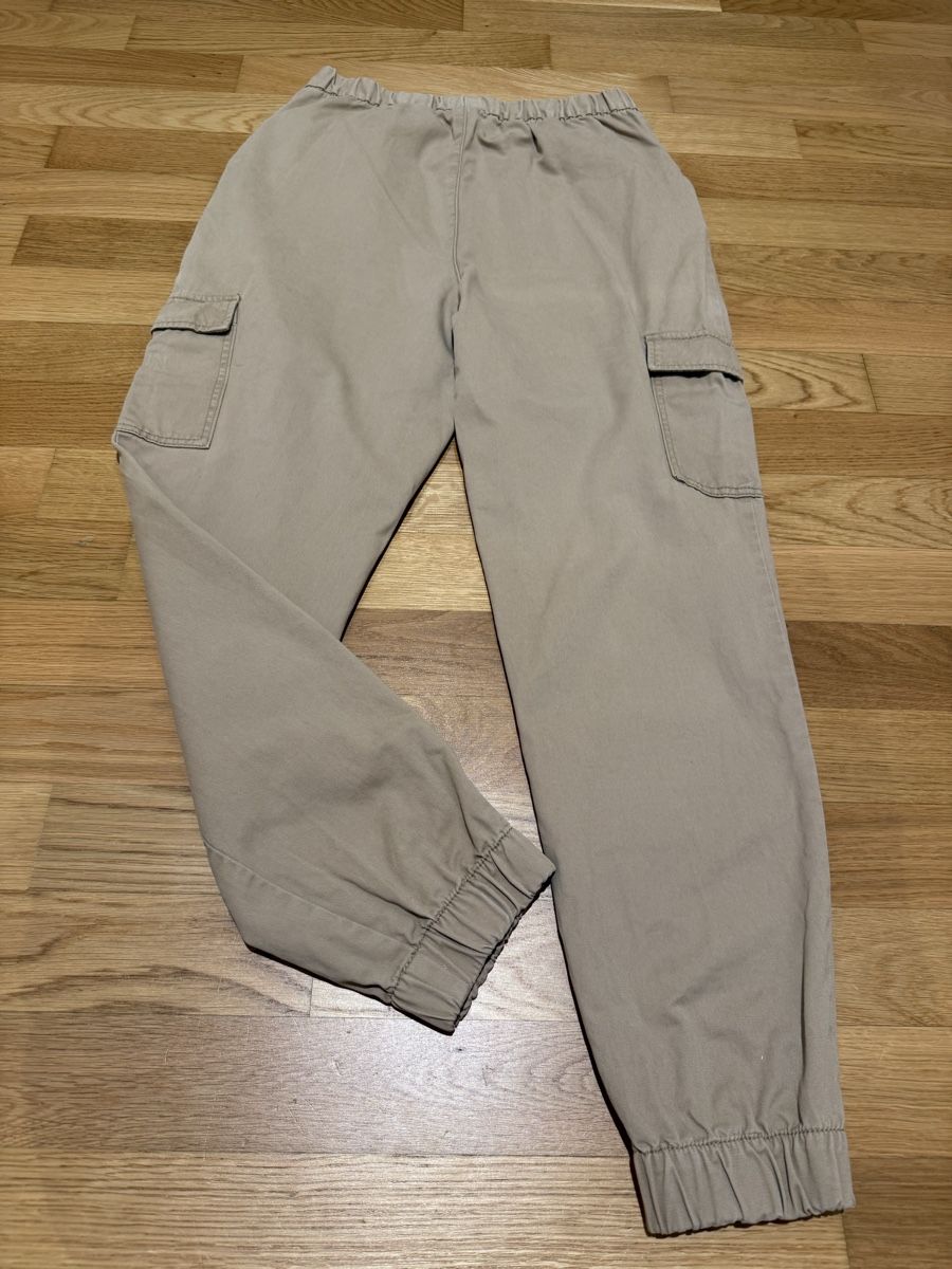 H&M Pantaloni: Beige Cargo hose (H&M) gr. 38 – Usato da Schaffhausen venduto da GLXTCH 1