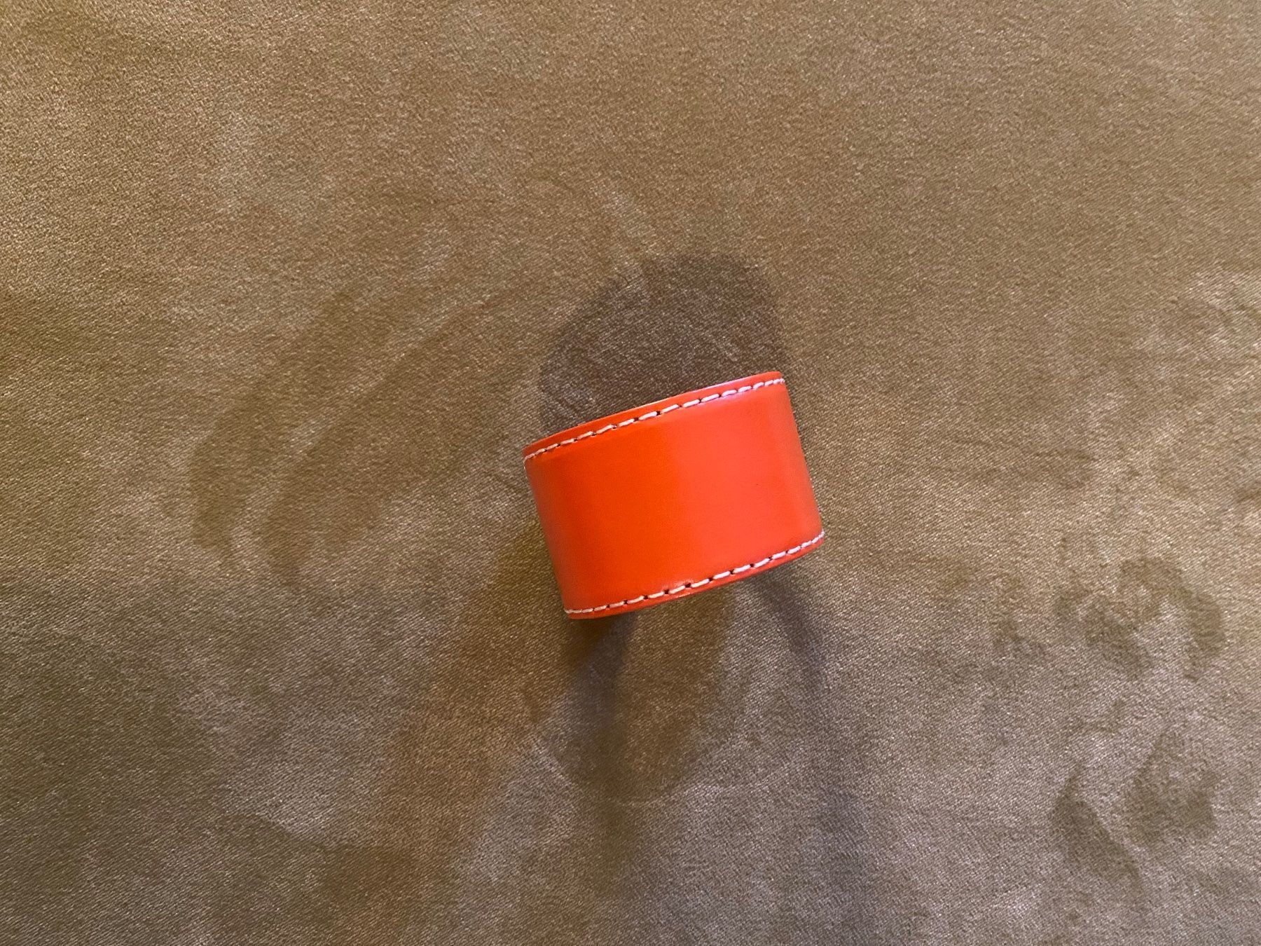 Bracciali & Braccialetti: Bracelet cuir rouge – Usato da St-Blaise venduto da NSUTT1953