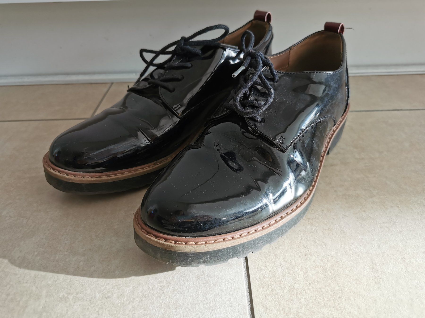 Scarpe da donna: Halbschuhe / Stiefeletten - Grösse 40 – Nuovo (secondo la descrizione) da Rickenbach b. Wil venduto da VeryLovelyThings