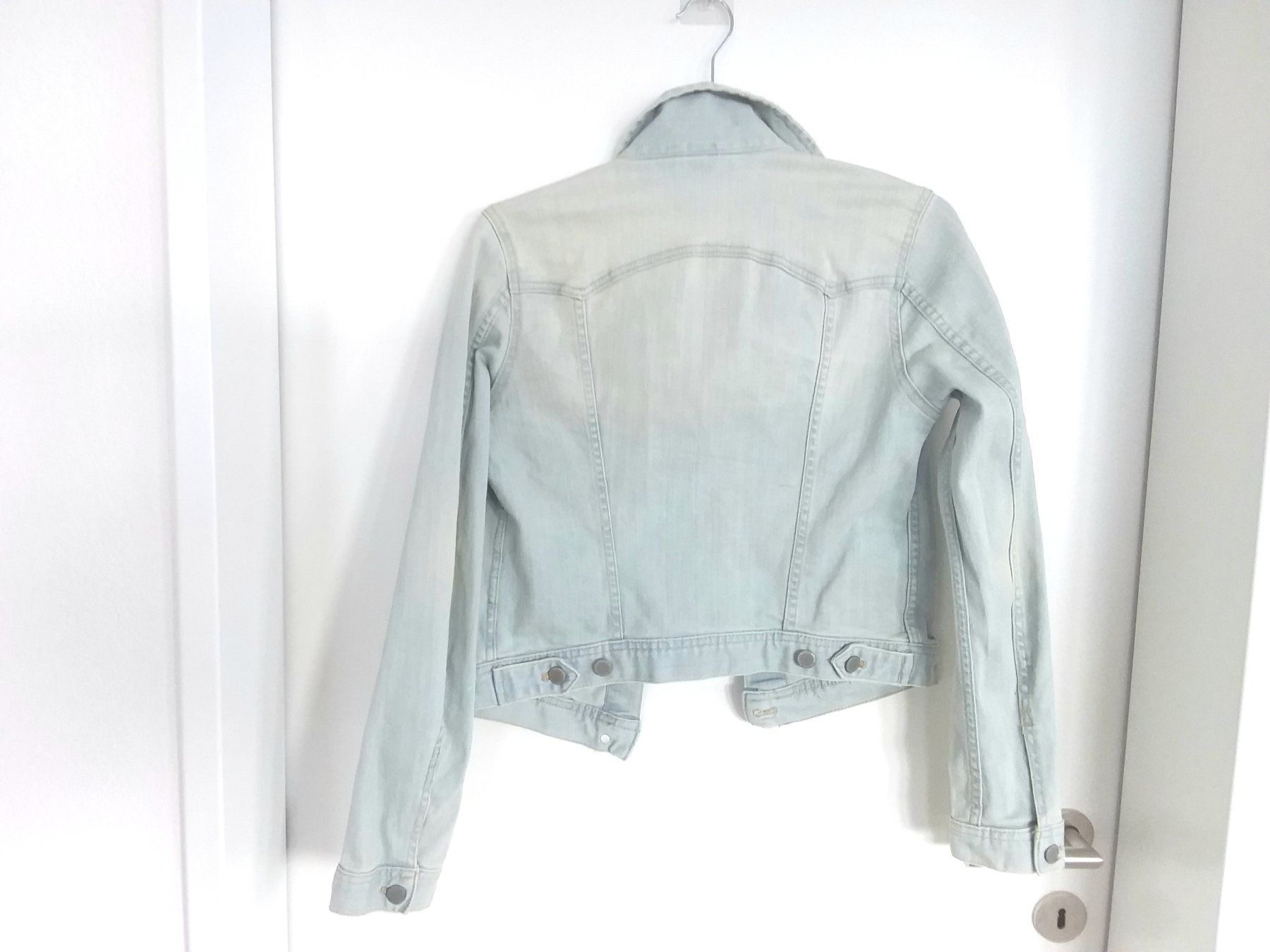 Giacche: DIVIDED  Jeans Jacke, Gr 38 – Usato da Uitikon Waldegg venduto da Risibisi7 1
