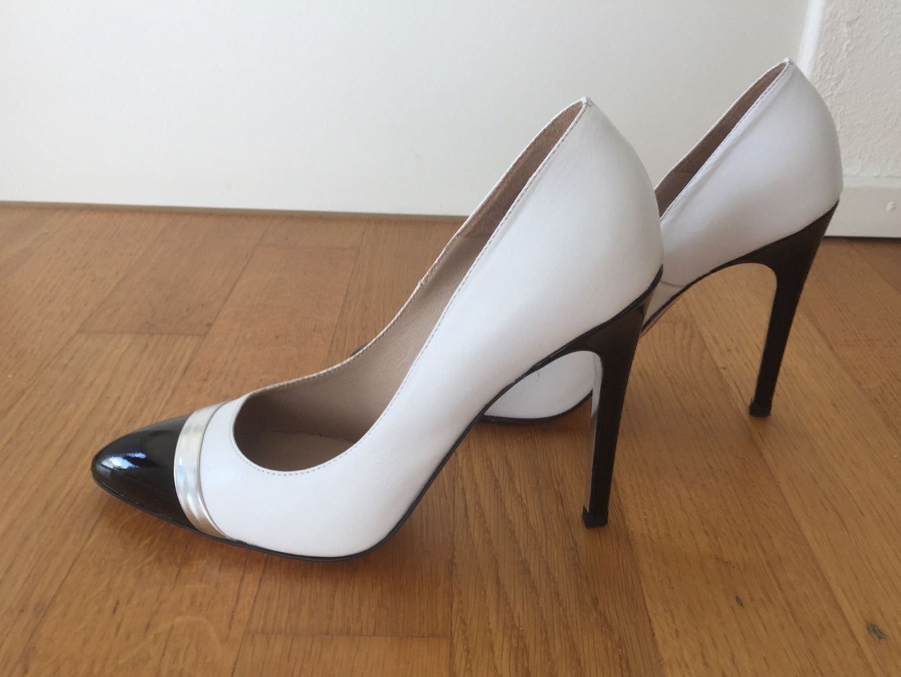 Scarpe da donna: Leder Pumps Gr. 37,5 – Usato da Lachen venduto da mar_ox