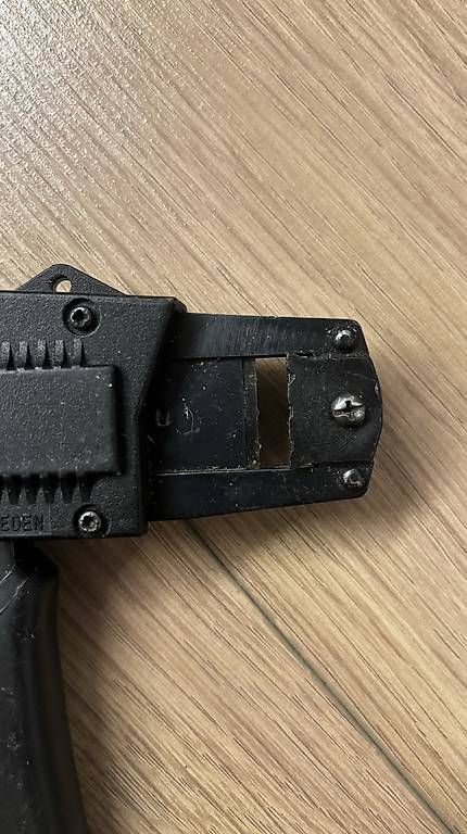 Tutti gli attrezzi: Molex Crimpzange – Usato da Bennau venduto da kruemelmonstah 2