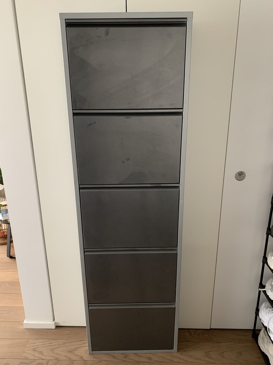 Autoribaltabili: Schuhschrank grau – Usato da Luzern venduto da froscherl 1