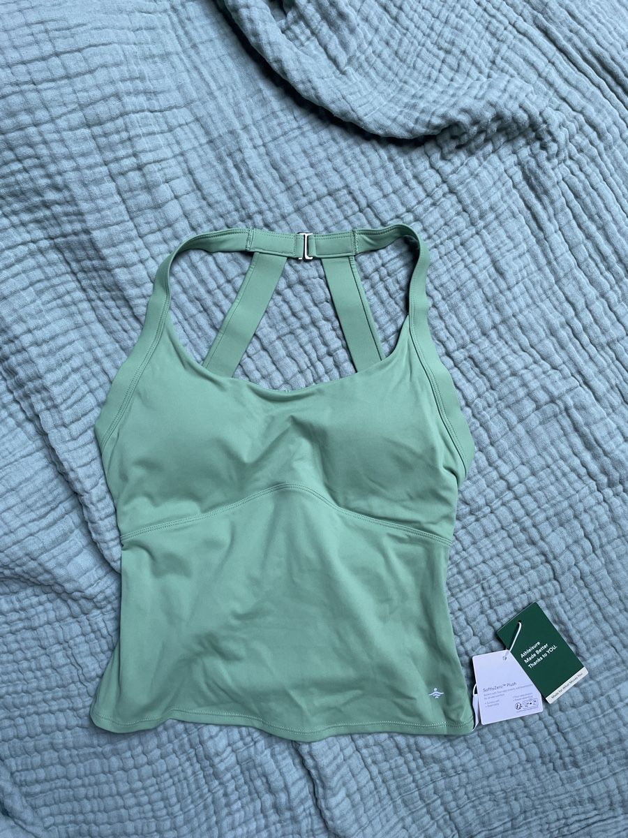 Tops: NEU Halara Softlyzero Tanktop Gr. M – Neu (gemäss Beschreibung) aus Buchs SG von Buxerli_ 3