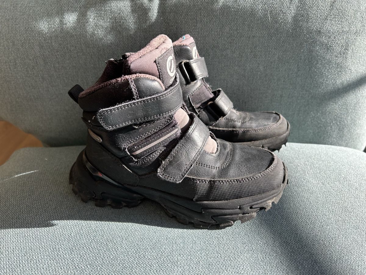 Scarpe per ragazzi: Winterstiefel, Gr. 35 – Usato da Kloten venduto da Mod_qc5v 2