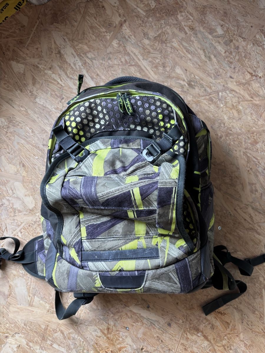 Satch Zaini: Schulranzen Satch Grün, Rucksack – Usato da Appenzell Eggerstanden venduto da fab_jqr6 2