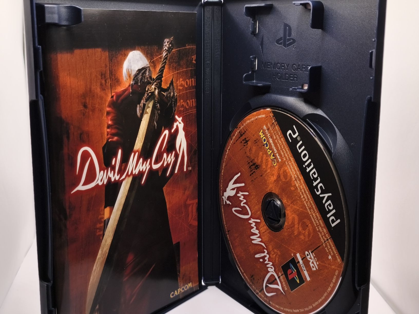 Sony Spiele: Jeu PlayStation 2 Devil May Cry - Français  – Gebraucht aus Conthey von Th3gr4yf0x