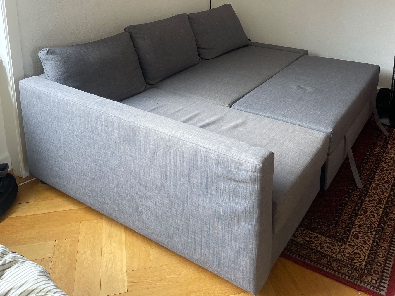 Ikea Divani: Ecksofa/ Schlafsofa grau mit Bettkasten und Bettfunktion – Usato da Basel venduto da non_qb9g 1