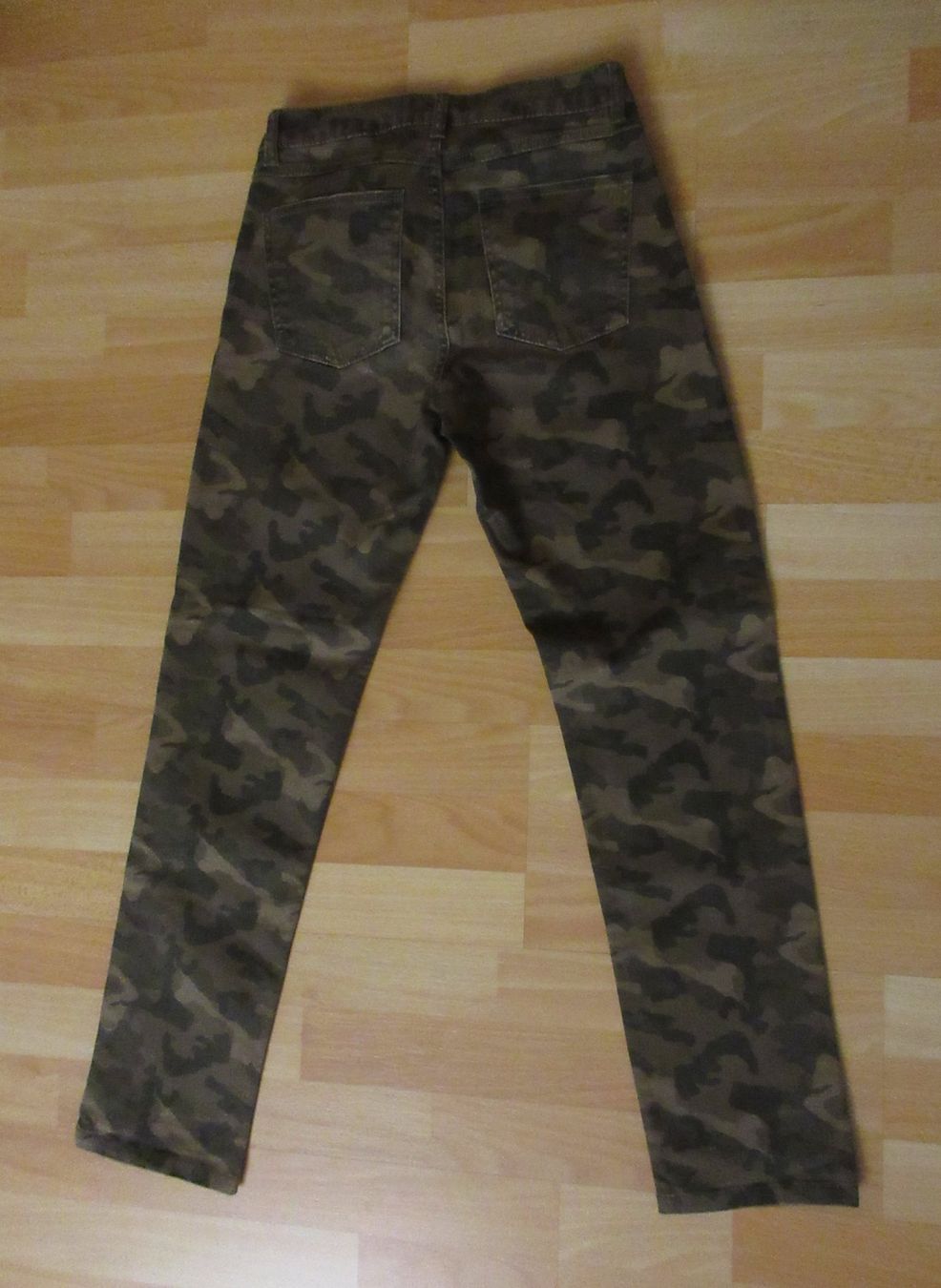 Pantaloni: Jeanshose Grösse 34 – Usato da Kaisten venduto da renault015 2
