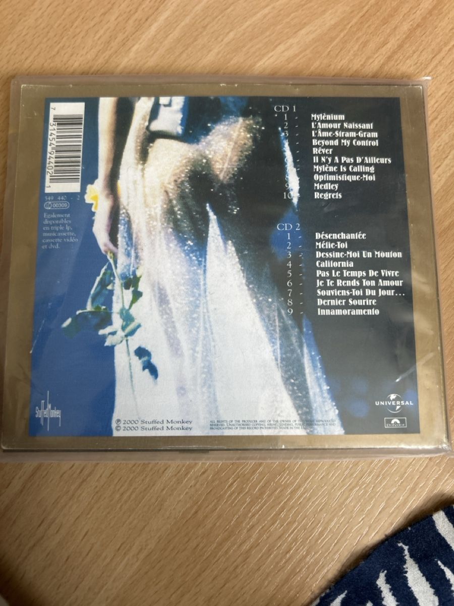 CD: Mylène Farmer Mylenium Tour CD Box goldoptik – Nuovo (secondo la descrizione) da Herbetswil venduto da rotekatze84 1