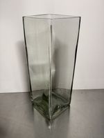 Hohe und schwere Elegante Vase aus Glas, eckig (48x18x18 cm)