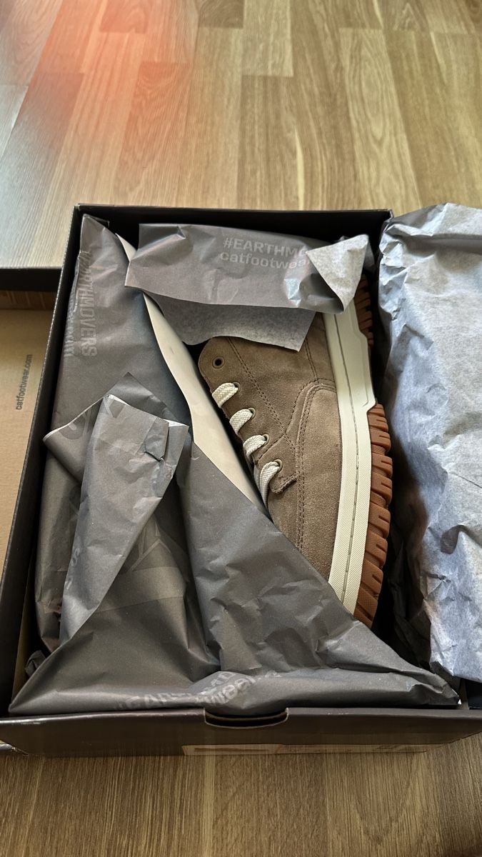 Caterpillar Scarpe da uomo: Chaussures Caterpillar Decade - Beige - Gr. 43 - Neuves – Nuovo e nell'imballaggio originale da Rudolfstetten venduto da Bibifric 1