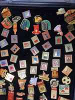 Grosse Sammlung Pinbox Motive Briefmarken Schweiz
