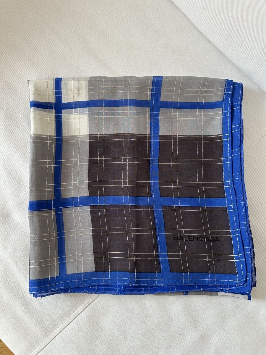 Balenciaga Foulard & Sciarpe: Balenciaga Seidenschal – Nuovo (secondo la descrizione) da Zollikon venduto da _M65_ 3