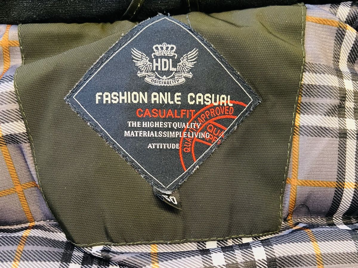 Giacche: HDL Casual Fit Winter Jumper / Jacket – Nuovo (secondo la descrizione) da Fribourg venduto da saw_hyb8 3