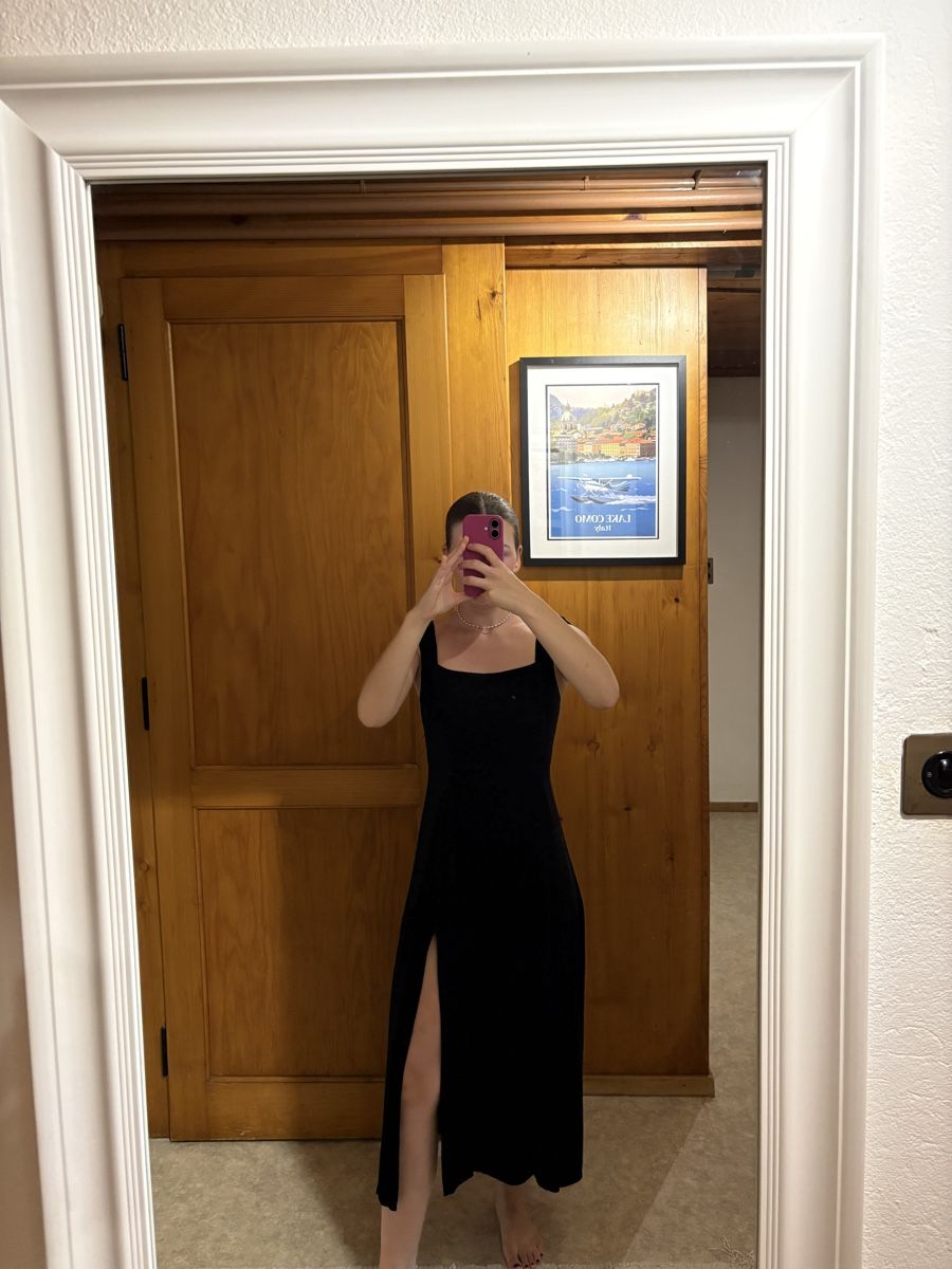 Stradivarius Robes: black summer dress – D'occasion à Grindelwald par juliacieeslak 3