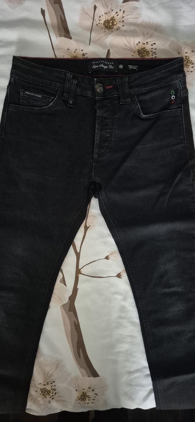 Philipp Plein Jeans: Philipp Plein Gr46 – Nuovo (secondo la descrizione) da Frauenfeld venduto da ROY33