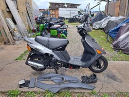 Suzuki AN 125 Roller Scooter Lieferung möglich