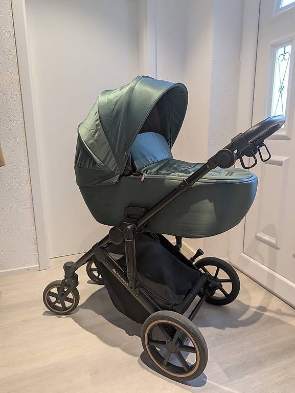 Kinderkraft Poussette: Kombikinderwagen – D'occasion à Neuhausen par ickennio