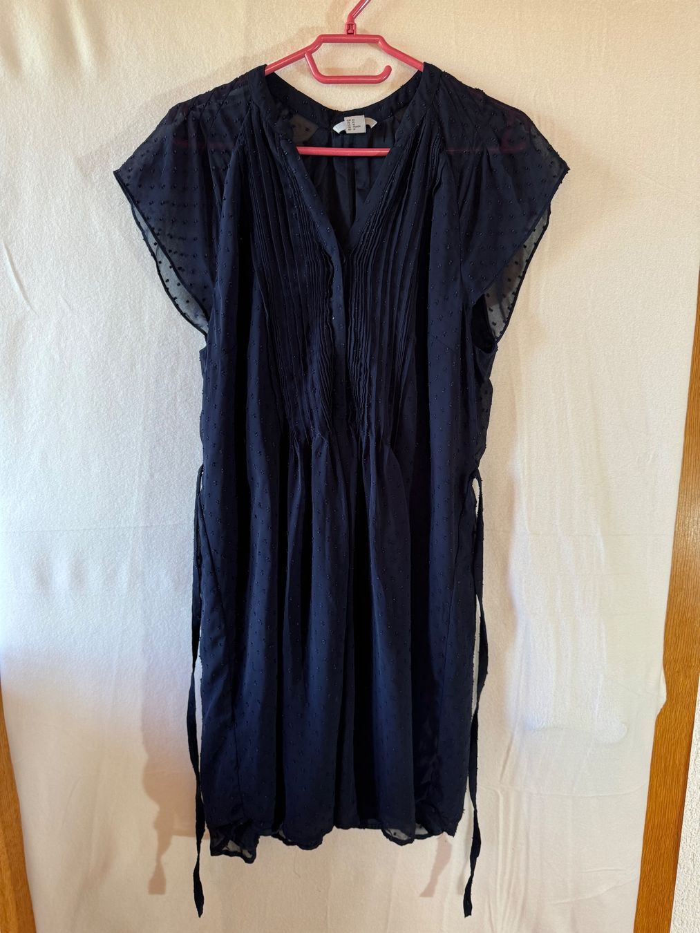 H&M Kleider: Schwarzes Kleid von H&M Gr. 40 – Gebraucht aus Grosswangen von second_hand_dress