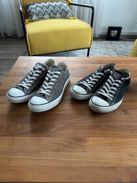 Converse Scarpe da uomo: Paires de Converse All Star – Usato da Engollon venduto da Winters91