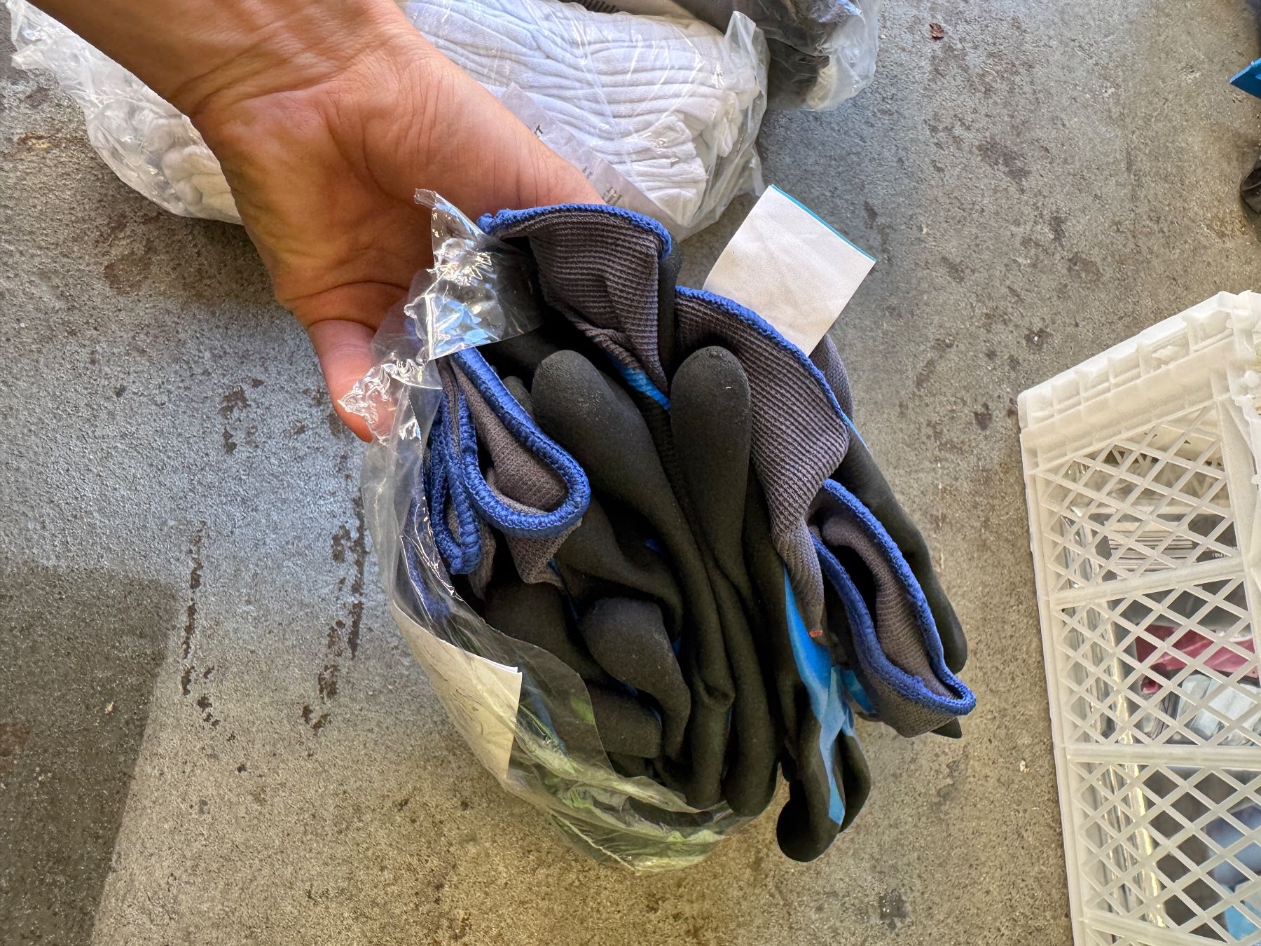 Guanti & manicotti: Diverse Handschuhe Arbeitshandschuhe – Nuovo e nell'imballaggio originale da Abtwil SG venduto da SHost 7