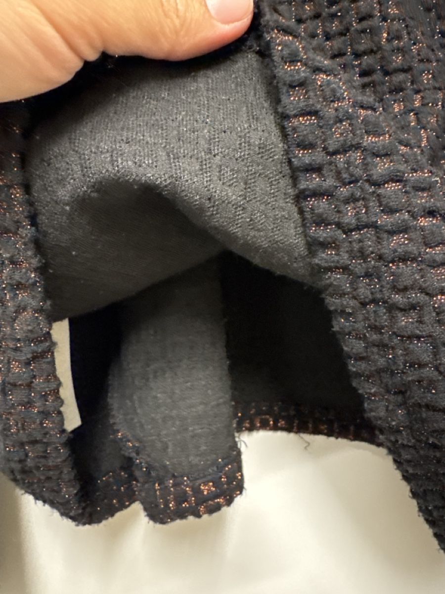 Maglioni & Felpe: Niu Pullover mit Glitzer Gr. L, schwarz/kupfer-farben – Usato da Eichberg venduto da OanaB 5