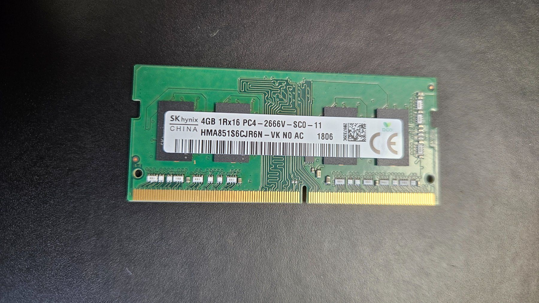 Memory / RAM: 253x 4GB DDR4 SO-DIMM Laptop RAM – Gebraucht aus Linden von nil_q7tz 4