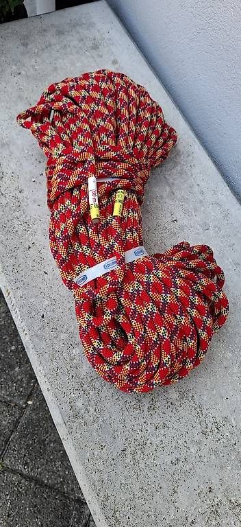 Attrezzatura da arrampicata: Kletterseil Edelrid 60m – Usato da Wittenbach venduto da loggolo 1
