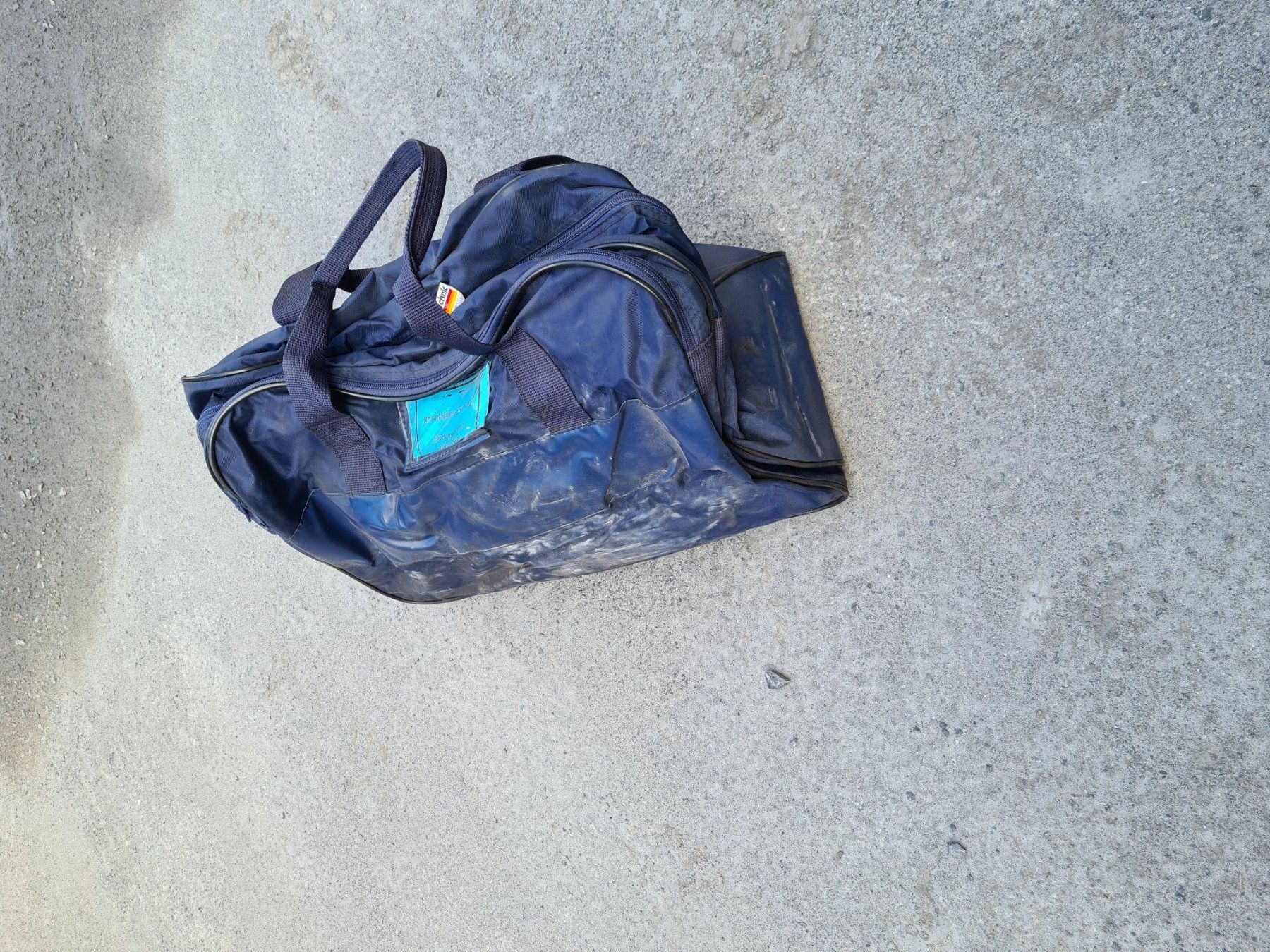 Borse: Gefahrgut Tasche Magtechnic – Usato da Altdorf UR venduto da Volvo1992