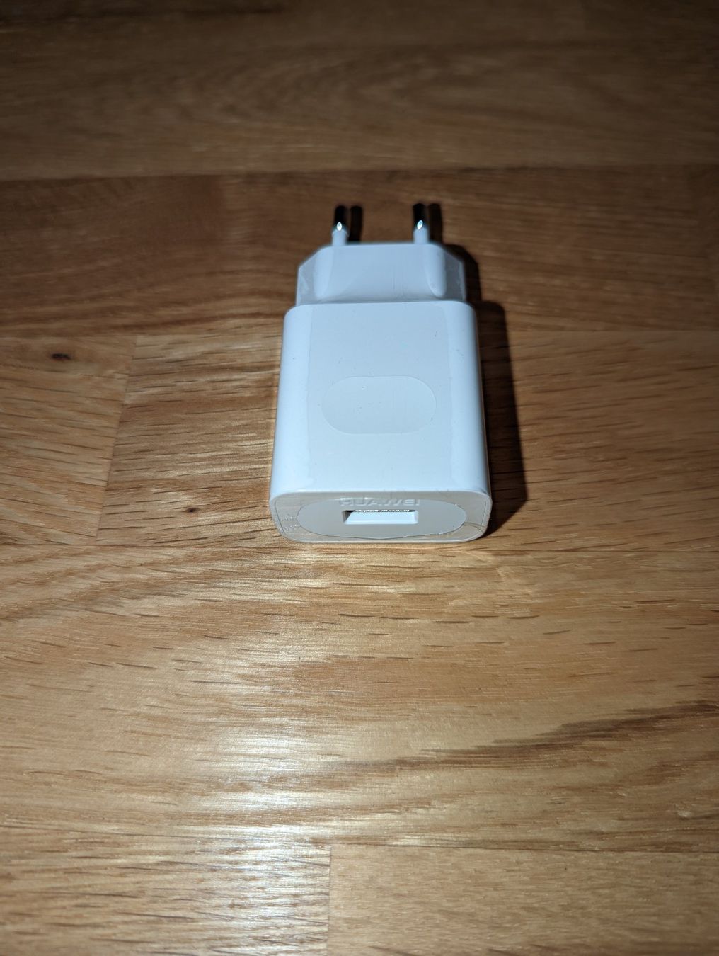 Huawei Caricabatterie: Netzteil 2A mit Kabel – Nuovo (secondo la descrizione) da Waldstatt venduto da Flor-WB 2