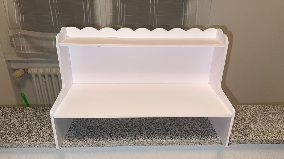 Regale: Weisses Regal aus Kunststoffholz – Neu (gemäss Beschreibung) aus Oftringen von tola19