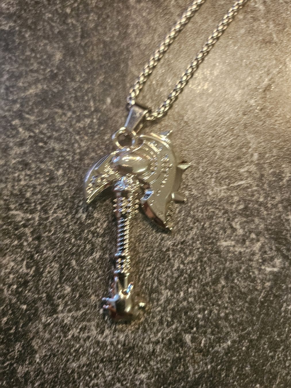 Catenine: collier hache – Nuovo (secondo la descrizione) da Senèdes venduto da hen_fw8b
