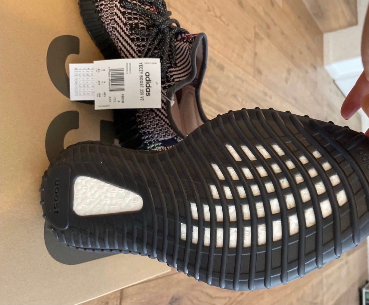 Adidas Scarpe da uomo: Adidas Yeezy 350 – Nuovo e nell'imballaggio originale da Weisslingen venduto da Espenmoos79 2