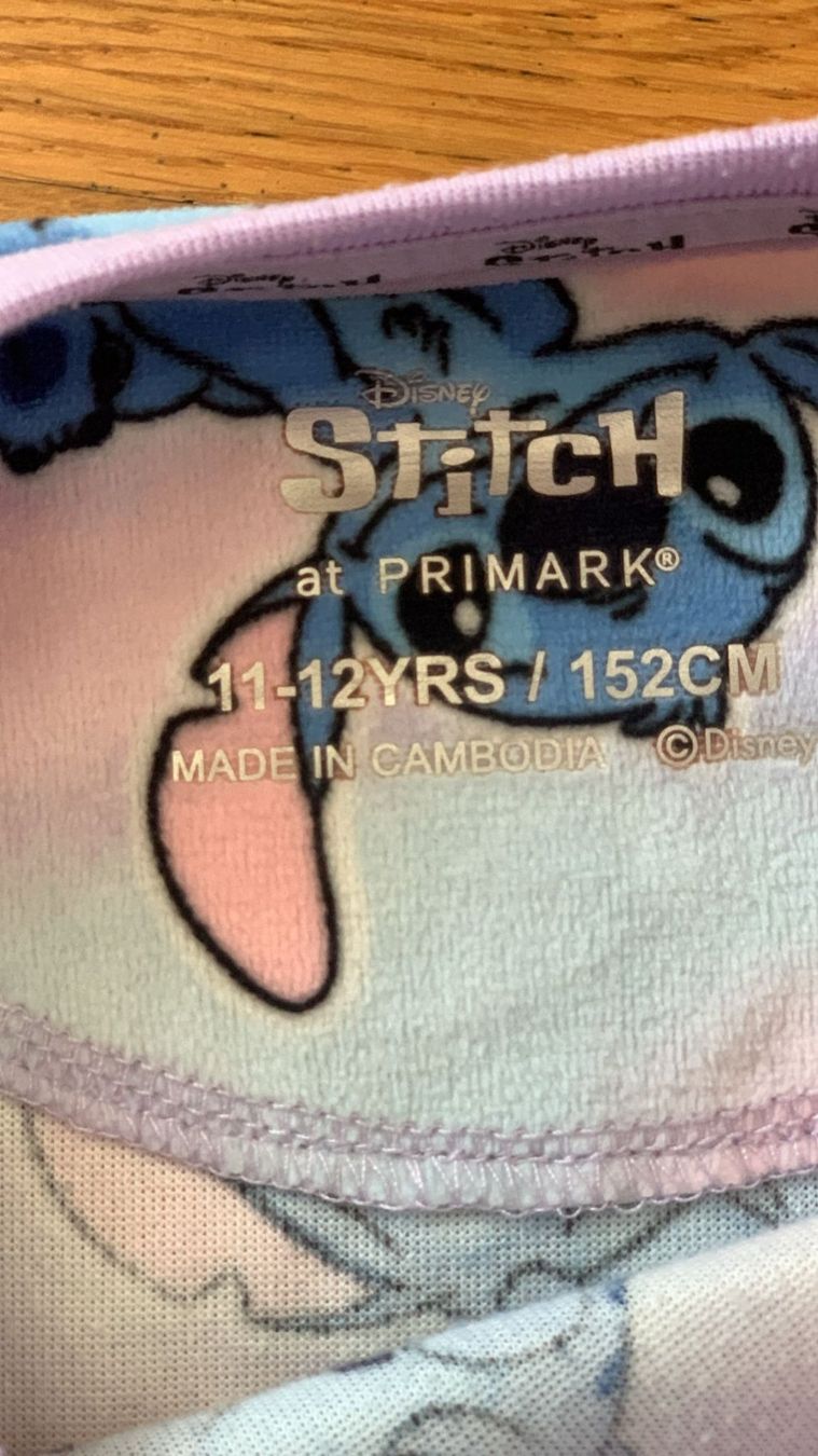 Primark Pyjamas: Pyjama Stich Gr. 152 – D'occasion à Geneve par mar_8dyp 3