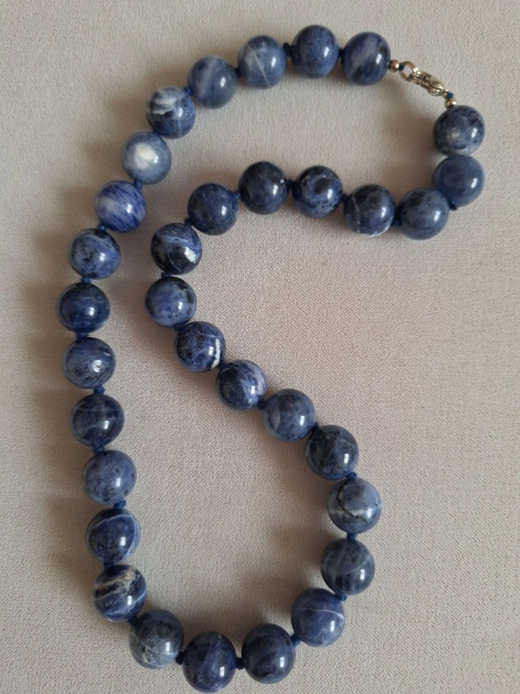 Catenine: Edelsteinkette Blau – Usato da Kerzers venduto da ExpressoTerreno